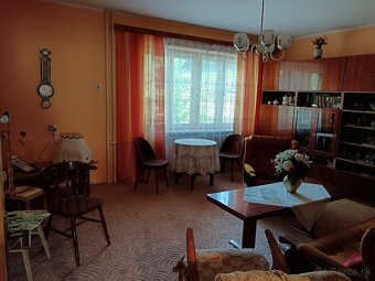 Rodinný dom s velkým pozemkov v blízkosti kupelov Dudince - 18