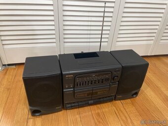 X- BASS dvojkazetový Rádiomagnetofón SHARP SURROUND - 18
