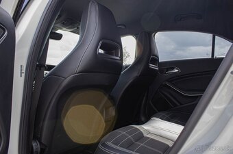 Mercedes-Benz A180 1.6 2015 - 18