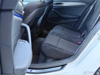 BMW 520d xDrive Touring M Sport - 18
