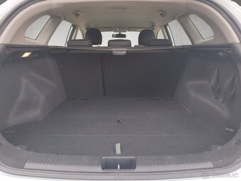 KIA CEED SW 1,6 GDi ZLATÁ EDÍCIA | jazdené - 18