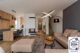 Dvojpodlažný rodinný dom - Rezidencia pri kaštieli v obci So - 18