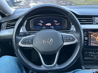 Volkswagen Passat Variant 2.0 TDI EVO Elegance DSG - 18