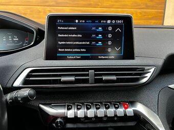 Peugeot 3008 1.2 PureTech Allure EAT8 - 18