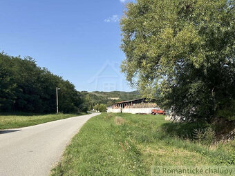 Chalupa so začatou rekonštrukciou v malebnej koncovej obci - 18