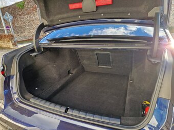 BMW Rad 7 Individual 740d XDrive v Zaruke - 18