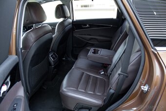 Kia Sorento 2.2 CRDi VGT 4WD ISG Platinum A/T 2017 - 18