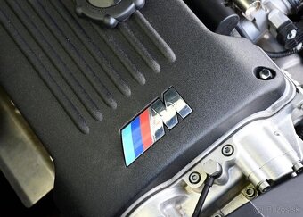 BMW Z4 Z4M KUPÉ 343k 252 kw - 18