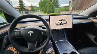 Tesla Model Y SUV 378kw Long Range 99 900km, dual motor 4x4 - 18