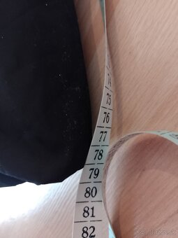 Dámska čierna zimná bunda v. L - TOP stav - 18