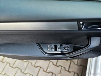 Škoda Superb Combi 1.6 TDI Ambition DSG - 18