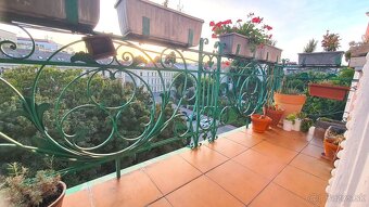 Exkluzívny 4-izbový byt v secesnom dome s výťahom – Šafáriko - 18