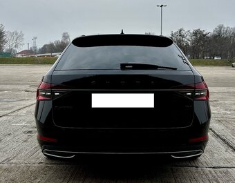 Škoda Superb Combi SportLine 1,4TSI iV FULL VYBAVA- Na Notár - 18