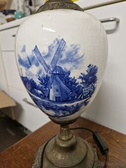 3x lampa jedna nemá vrch - 18