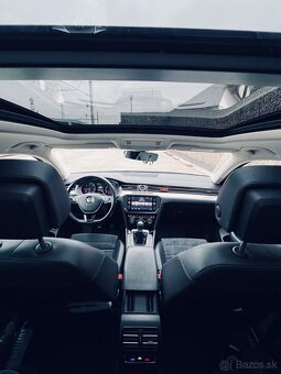 VW Passat Hightline model 2018 Panotama Bez AD blue - 18