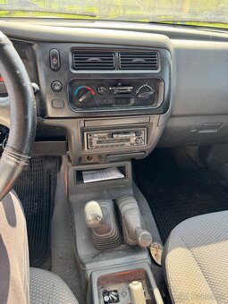 Mitsubishi L200 4x4 Pickup - 18
