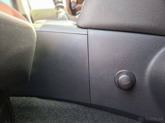 Nissan Qashqai 2.0 dCi Acenta 4x2 - splátka od 119,-€ - 18