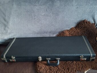 SUHR Modern Custom shop - 18