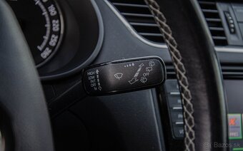 Škoda Octavia Combi 2.0 TDI RS - 18