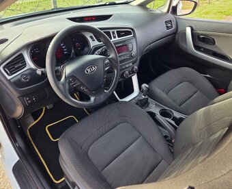 Kia Ceed 1.4 CRDi 66KW/90 koní R.V.07/2012 - 18
