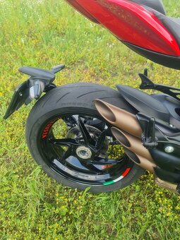 Mv agusta brutale 800 - 18