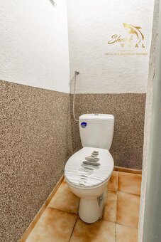 Na predaj pekný dom so záhradou - 18