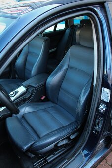 BMW Rad 3 Touring 320 d A/T - 18