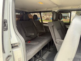 Opel Vivaro 1.6DCi long 9miest - 18