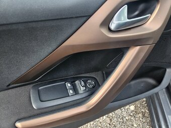 Peugeot 208 1.2 VTi URBAN Soul, Slovenské auto - 18