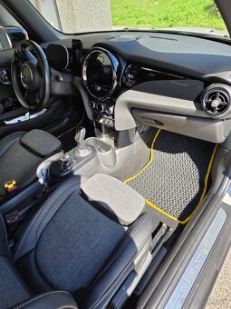 Mini Cooper SE elektromobil - 18