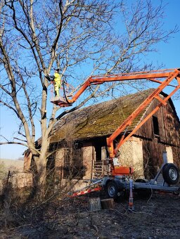 Prívesna pracovná plošina 14m - 18