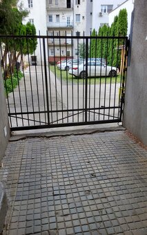 3 izbov  Centrum s sparkovacim.miestom - 18