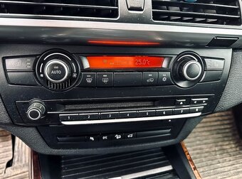 BMW X5 xDrive30d 2007 - 18