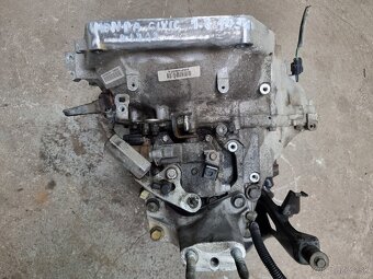 Honda Civic VIII UFO zadné svetlo - 18