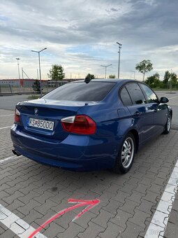 Bmw E90 318d - 18