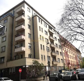 Predaj 2 izbový byt CENTRUM, Jakubovo nám., Bratislava I. St - 18