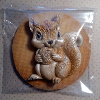 Ručné vyrábané čokolády lepené na maslovéj sušienke - 18