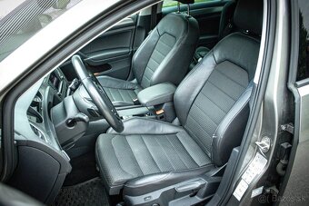 VOLKSWAGEN GOLF Variant 1.6 TDI BMT Comfortline DSG 2016 - 18