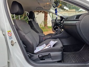 Škoda Superb Combi III 2.0 TDi DSG Ambition 150K (diesel) - 18