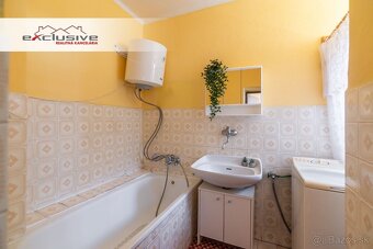 RODINNÝ DOM –NEMČIŇANY, OKR. ZLATÉ MORAVCE – 800M2 POZEMOK - 18