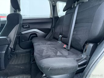 Mitsubishi Outlander 2.2 DI-D Intense - 18