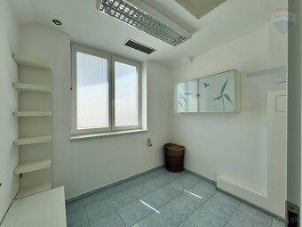 Predaj nebytového priestoru v centre Dunajskej Stredy, rozlo - 18