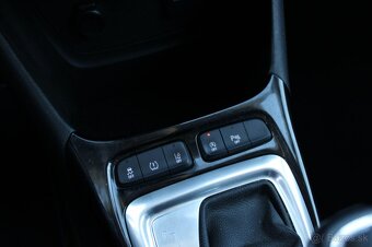 Opel Crossland 1.2 Turbo AT6 96kW - 18