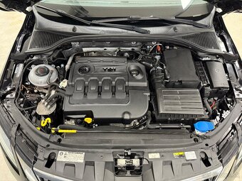 Škoda Octavia Combi 2.0 TDI Style Plus Webasto bez Adblue - 18
