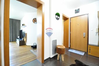 Moderný 3-izbový byt s garážou a výhľadom na Tatry – Veľká L - 18