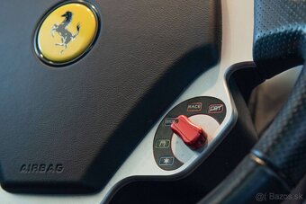 Ikonické Ferrari F430 - 18