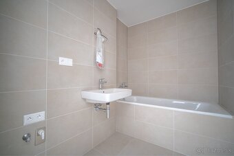 PRENÁJOM 2 izbového bytu 48 m2 + 11 m2 terasa, Ružinov, BA - 18