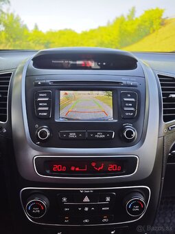 KIA Sorento 2.2 CRDi Automat 2015 Ako nové kúpené na SK - 18