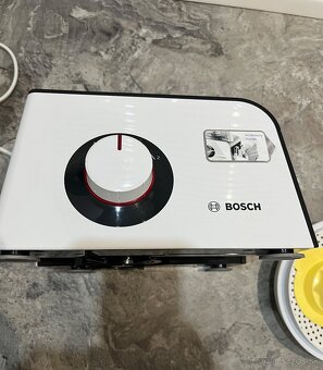 Kuchynský robot Bosch MCM4100 800W - 18