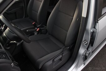 Volkswagen Touran 1.6 TDI Trendline už od 69€ mesačne - 18